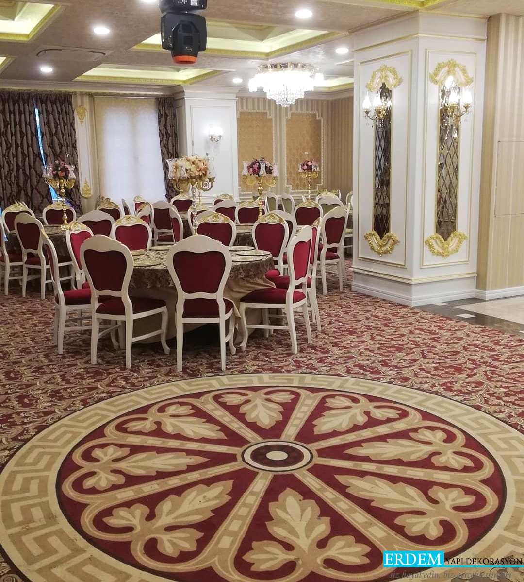 D���n Salonu Duvar ��talama Mimari Tasar�m�