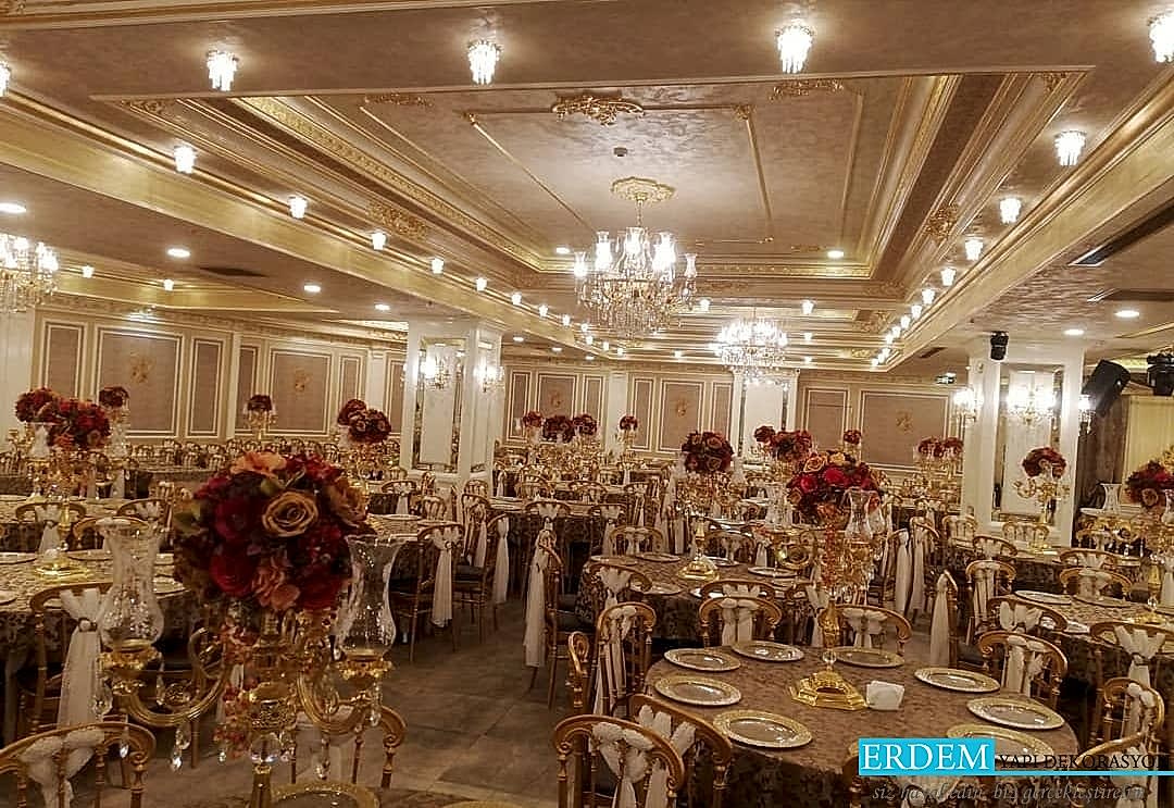 D���n Salonu Duvar ��talama Mimari Tasar�m�