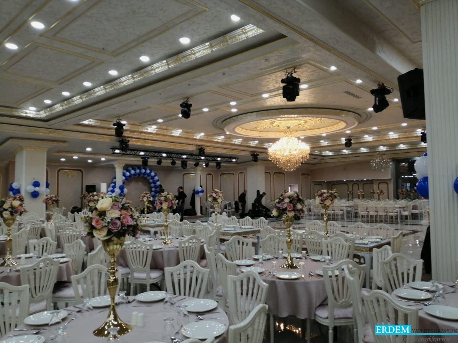 D���n Salonu Duvar ��talama Mimari Tasar�m�