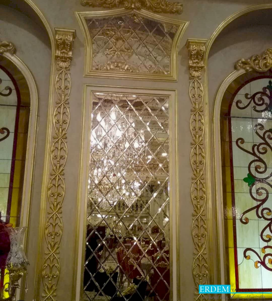 D���n Salonu Duvar ��talama Mimari Tasar�m�