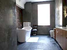 Banyoda italyan boya uygulamas�