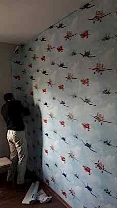 �kitelli duvar ka��d� uygulamas�