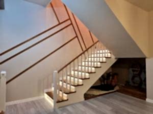 Merdivende Vernikli Ah�ap ��ta Uygulama