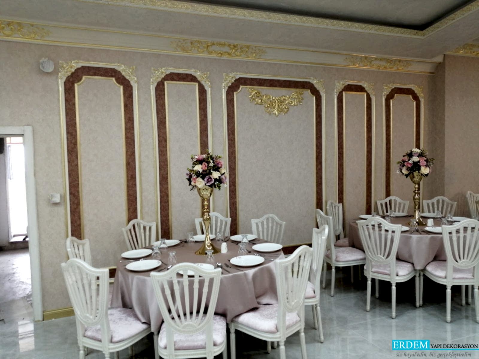 D���n Salonu Duvar ��talama Mimari Tasar�m�