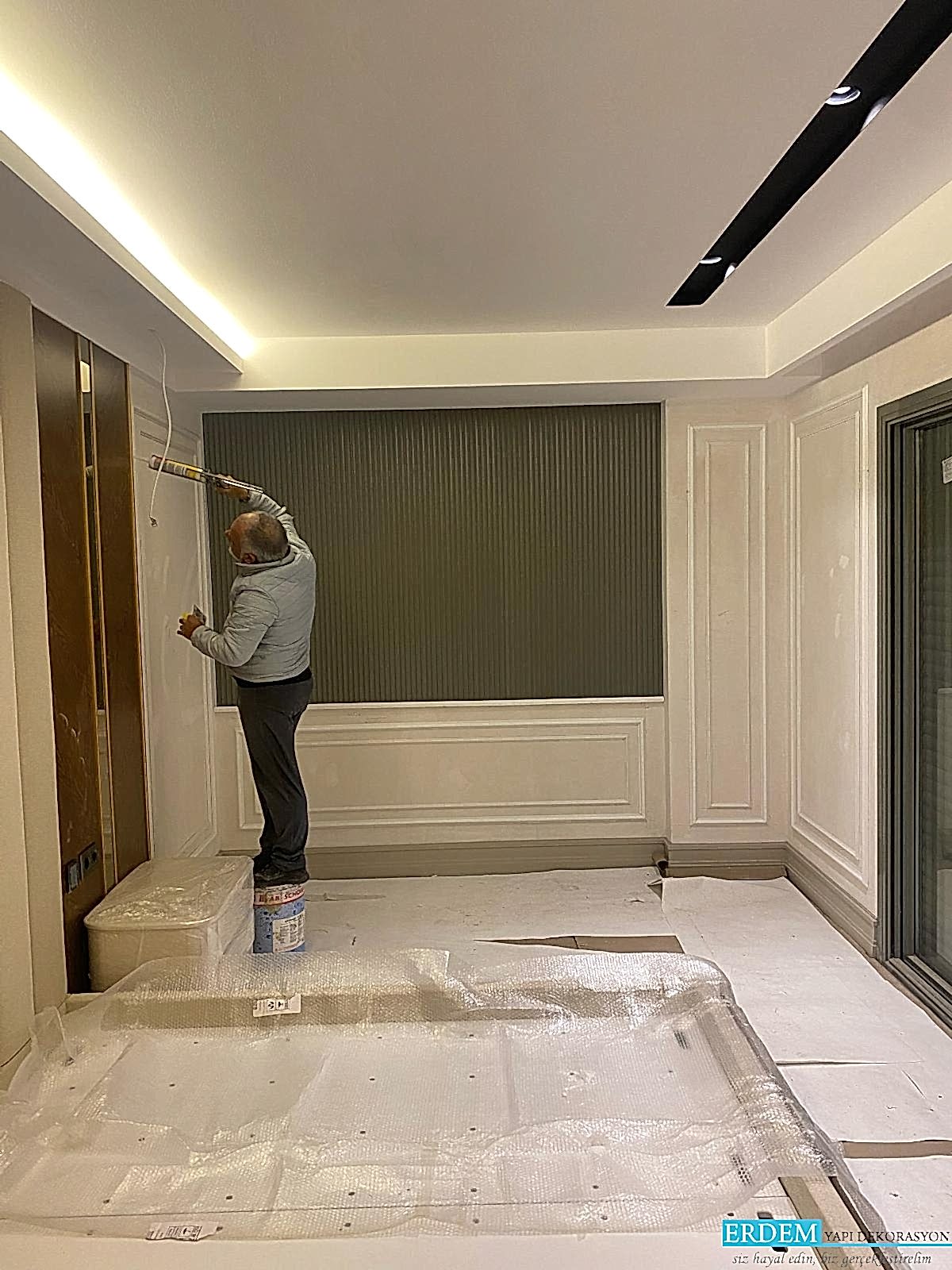 Yatak odas� duvar ��ta panel uygulamas�